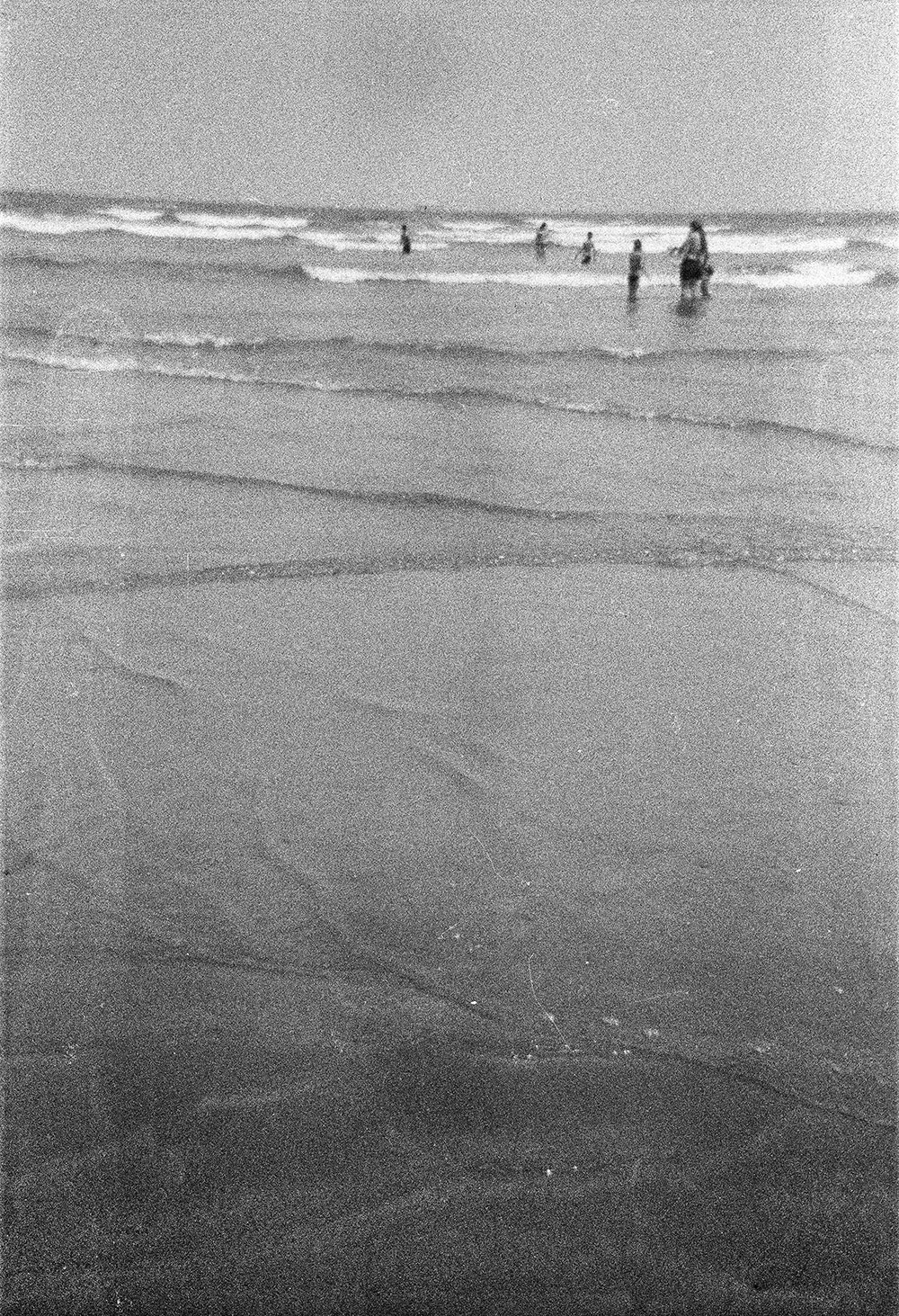 Ana Paula dos Santos: Untitled (Deconstructing a Place in the Sun)