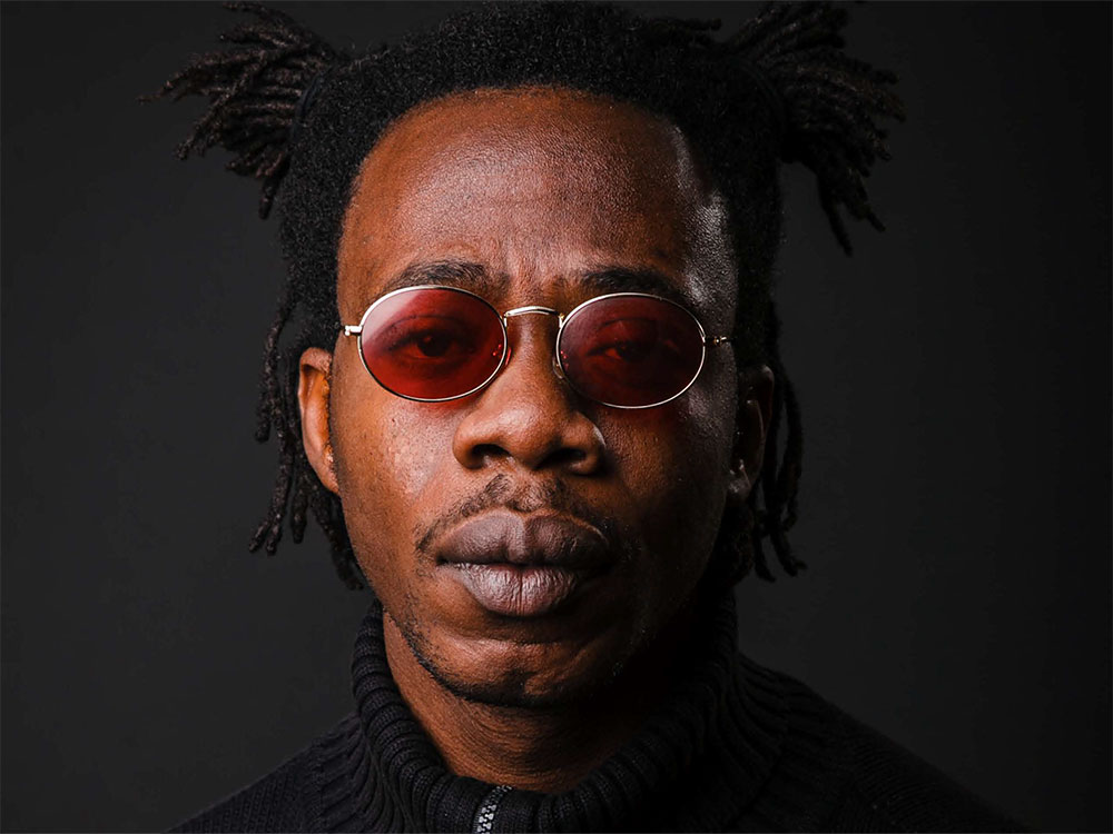 Larry Bon&cacute;haka