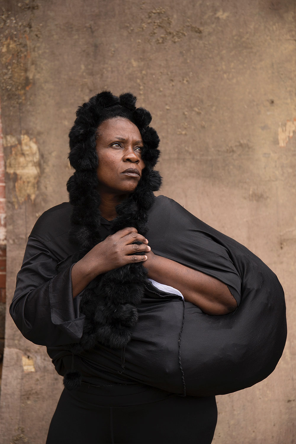 Lindeka Qampi: Umthwalo, West Philadelphia