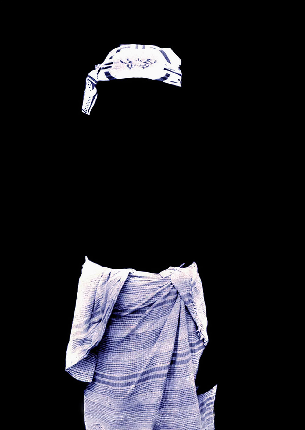 Mbali Dhlamini: Afrique Occidentale, Jeune Femme